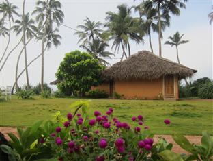 Saffron Beach Hotel Wadduwa Exterior foto